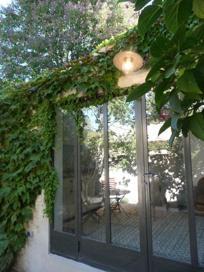 La Summer House Avec Jardin Arles Bagian luar foto